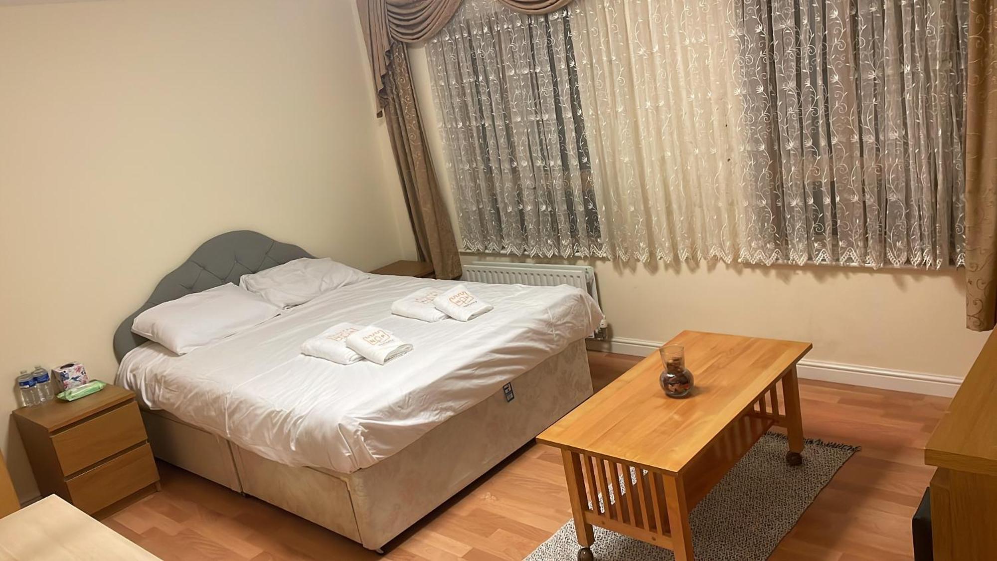 Napcastle Caledonian Park Hotel ลอนดอน ภายนอก รูปภาพ
