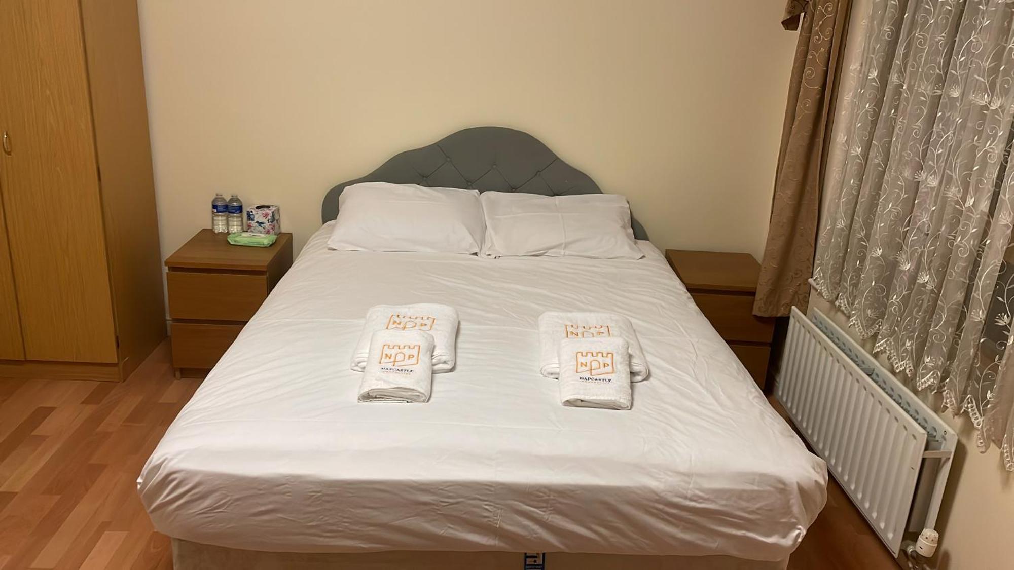 Napcastle Caledonian Park Hotel ลอนดอน ภายนอก รูปภาพ